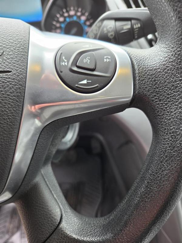 ford Escape 2015 - 19