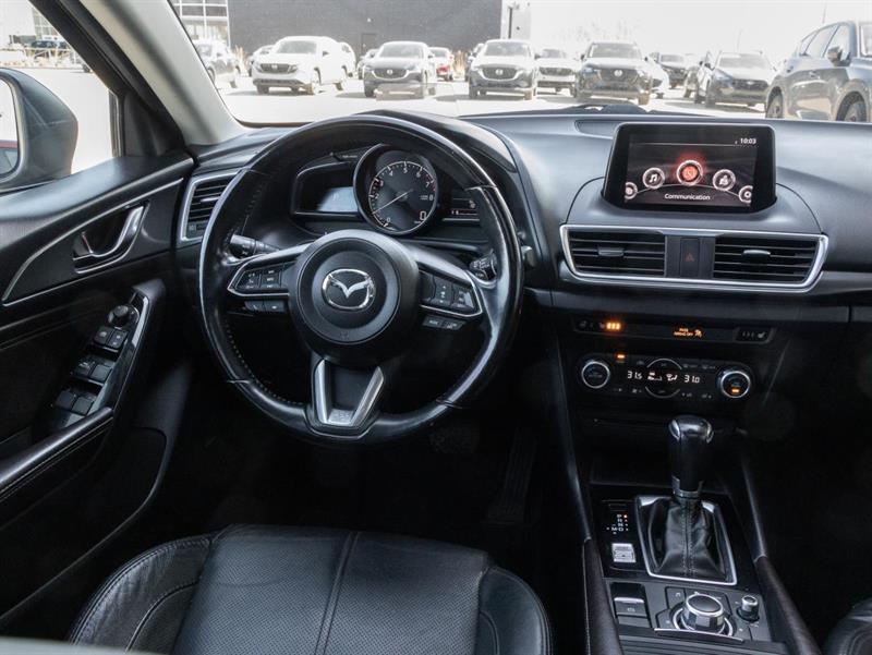 mazda Mazda3 2018 - 9