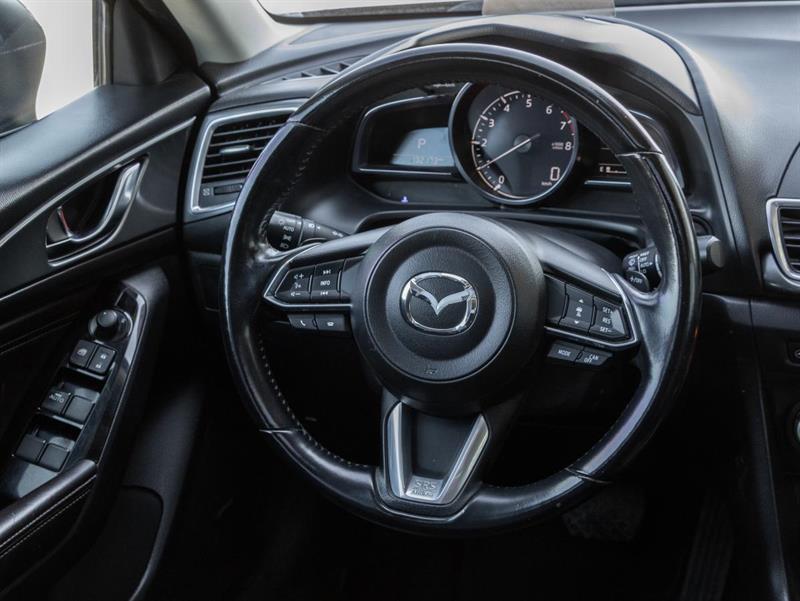 mazda Mazda3 2018 - 10