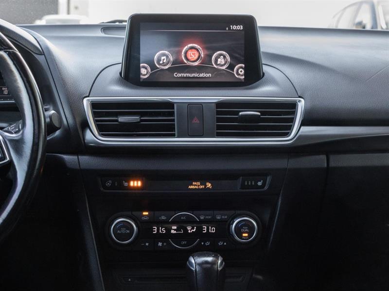 mazda Mazda3 2018 - 11