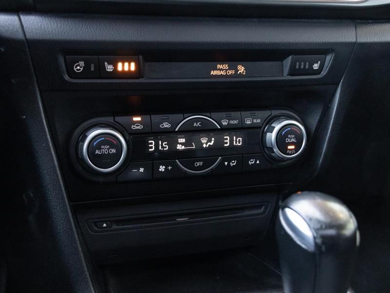 mazda Mazda3 2018 - 16
