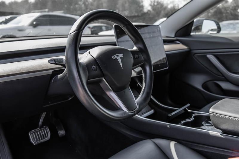 tesla Model 3 2019 - 13