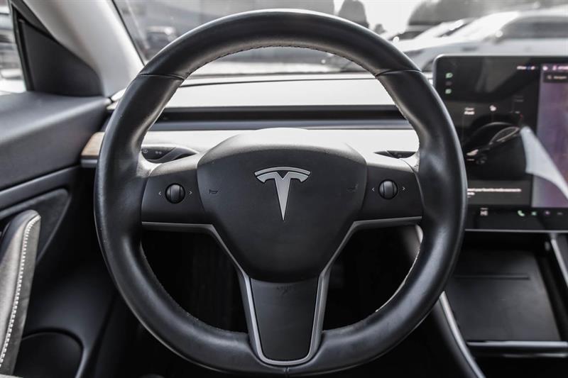 tesla Model 3 2019 - 14