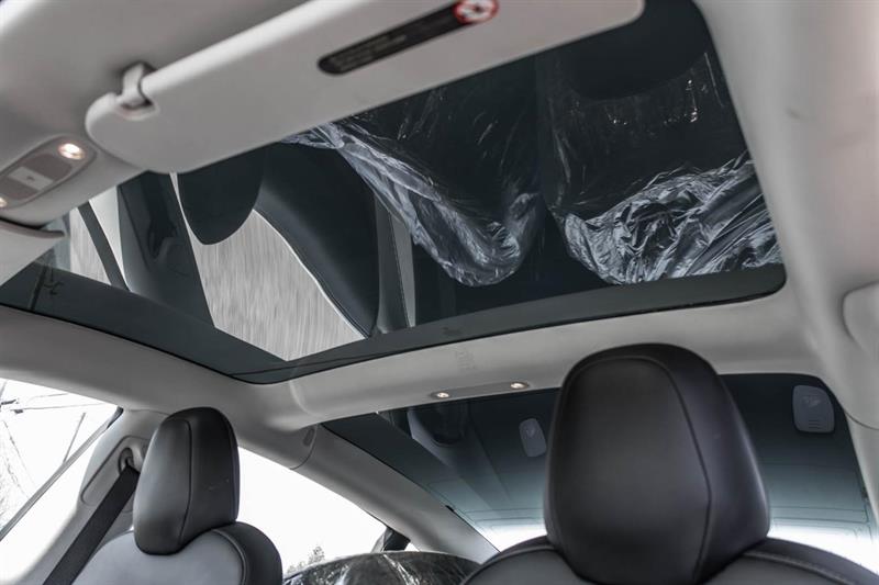 tesla Model 3 2019 - 22