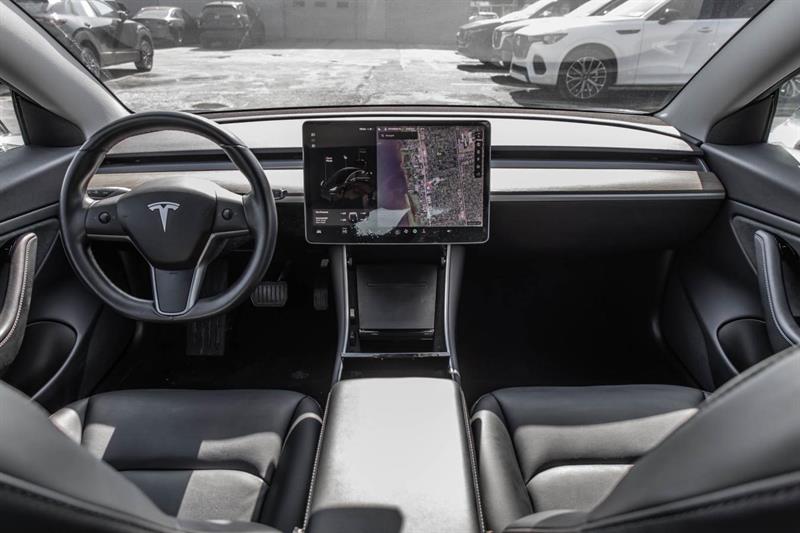 tesla Model 3 2019 - 23
