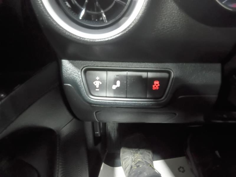kia Forte 2024 - 22