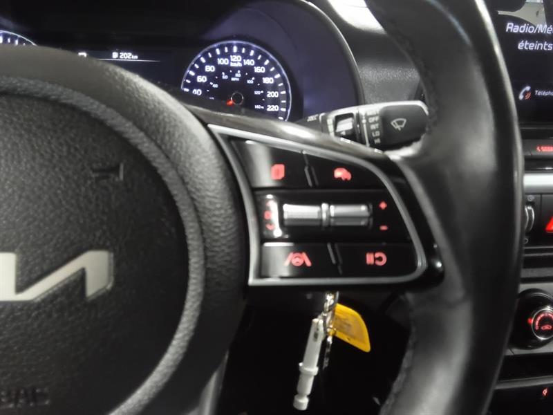 kia Forte 2024 - 26