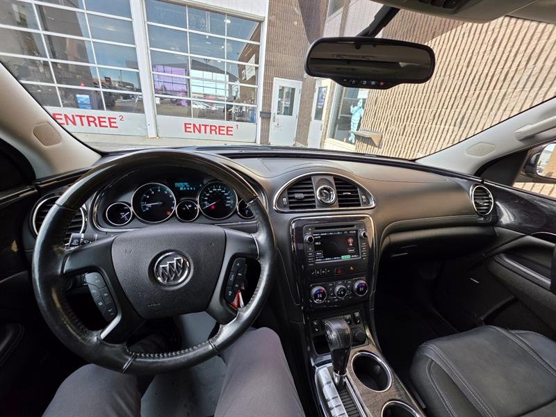 buick Enclave 2016 - 24