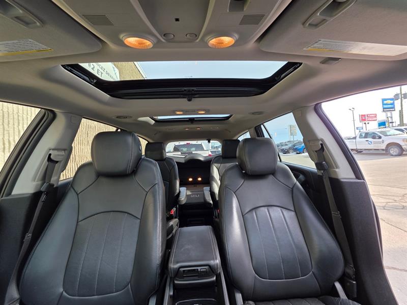 buick Enclave 2016 - 34