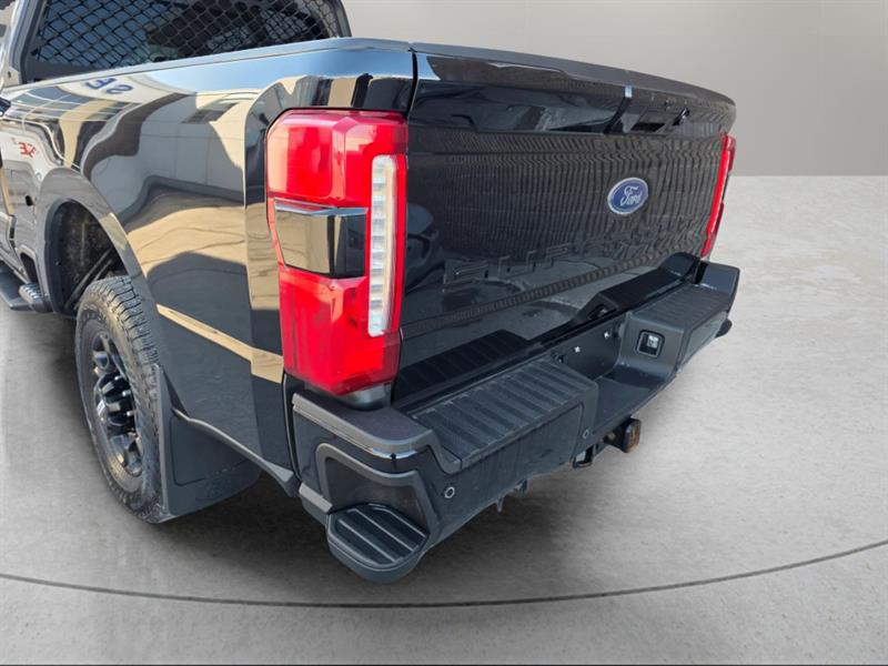 ford F-250SD 2023 - 11