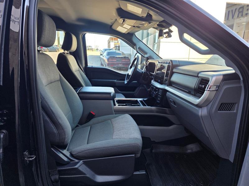 ford F-250SD 2023 - 27