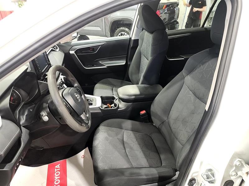 toyota RAV4 2021 - 8