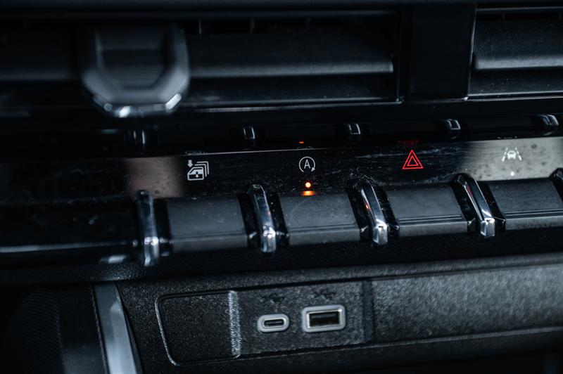 chevrolet Colorado 2023 - 27