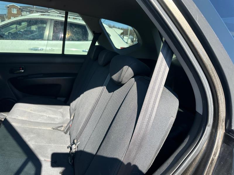 kia Rondo 2012 - 6