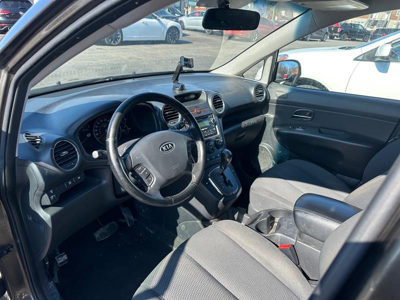 kia Rondo 2012 - 8