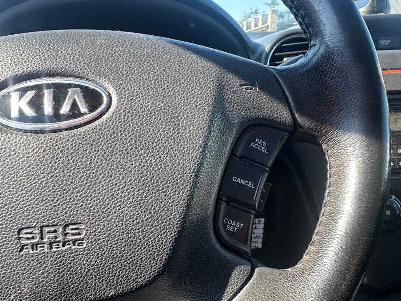 kia Rondo 2012 - 11
