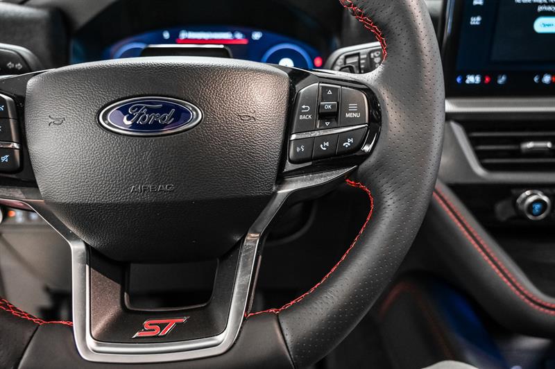 ford Explorer 2026 - 29