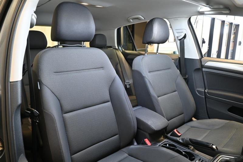 2016 Volkswagen Golf - Image 31