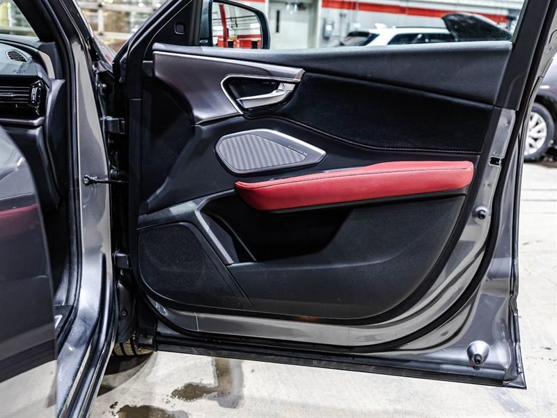 2024 Acura RDX - Image 17