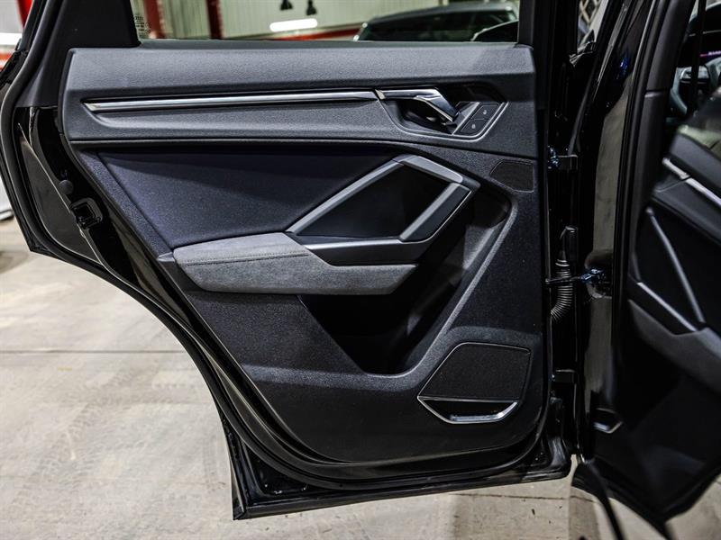 2020 Audi Q3 - Image 12