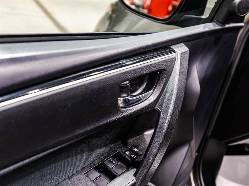 2017 Toyota Corolla - Image 11