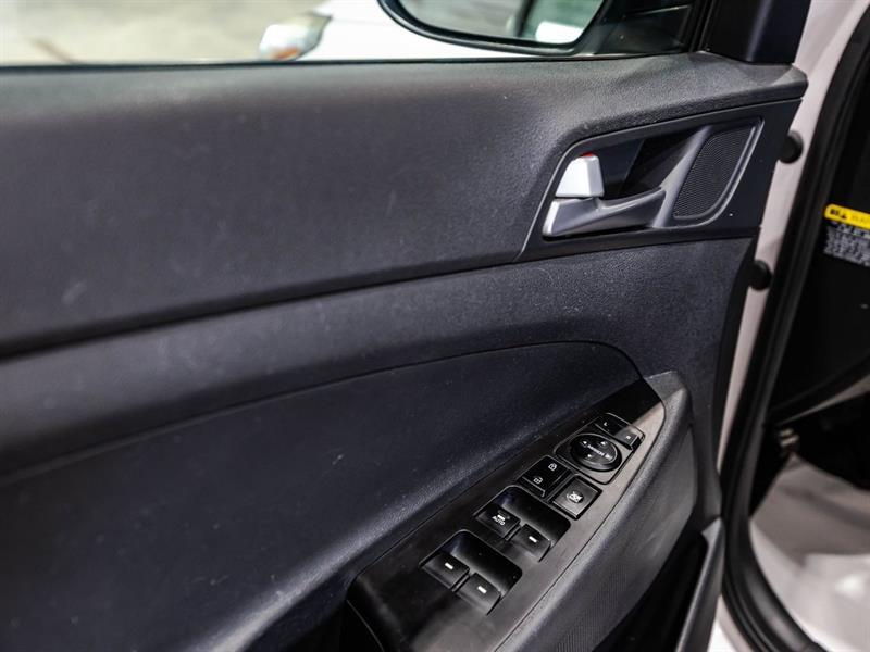 2017 Hyundai Tucson - Image 11