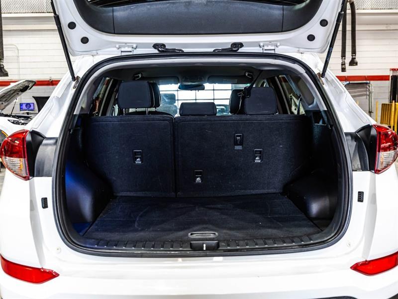 2017 Hyundai Tucson - Image 16