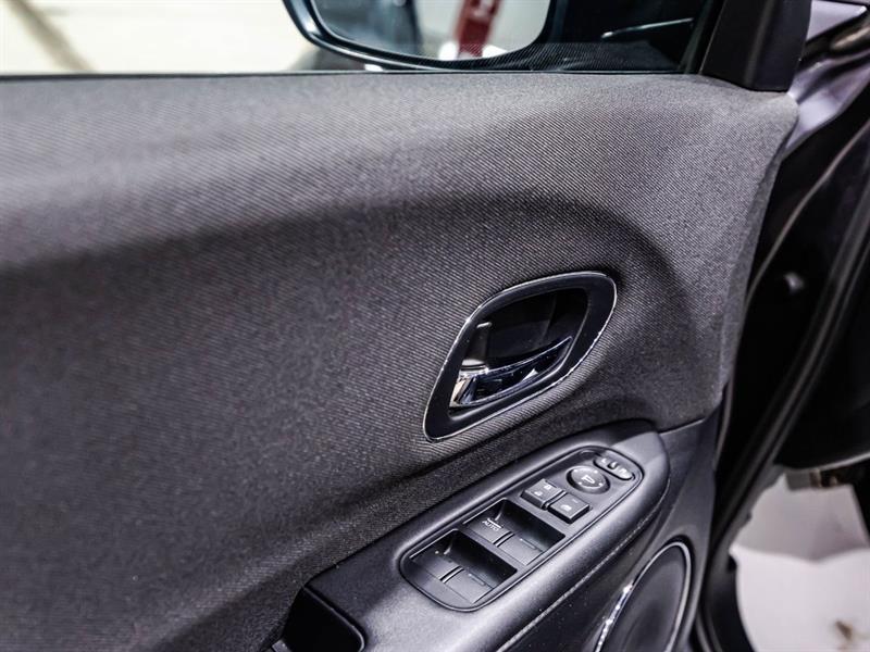 2020 Honda HR-V - Image 12