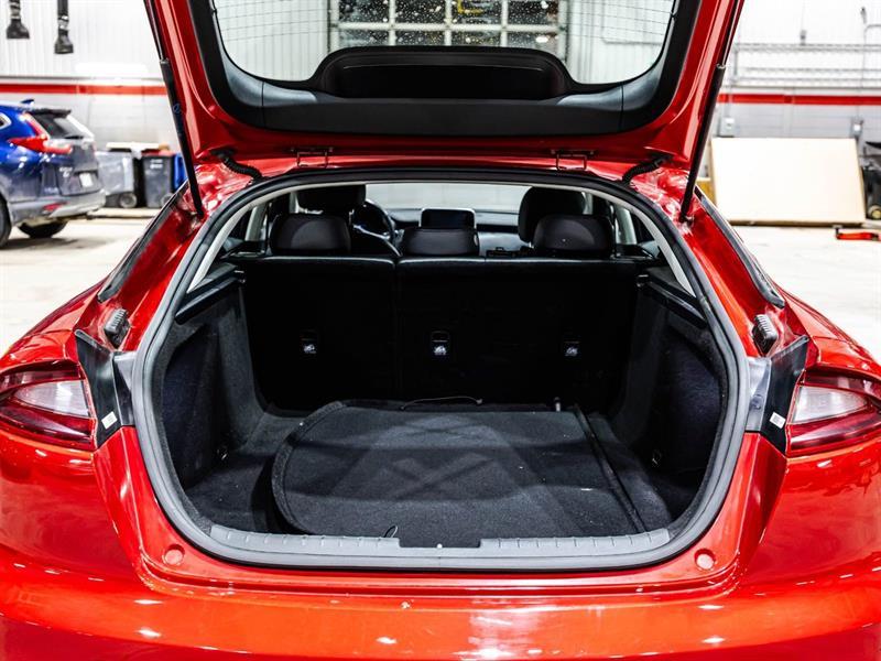 2019 Kia Stringer - Image 16