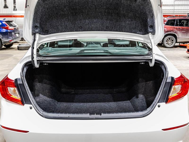 2021 Honda Accord - Image 15