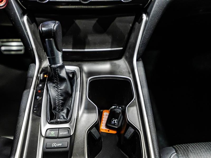 2021 Honda Accord - Image 25
