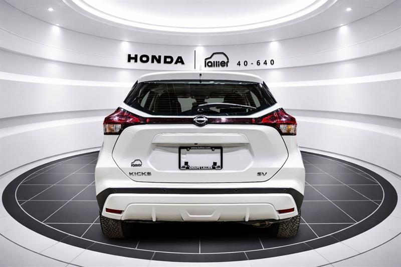 2022 Nissan Kicks - Image 6