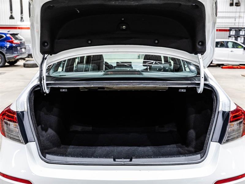 2022 Honda Civic - Image 15