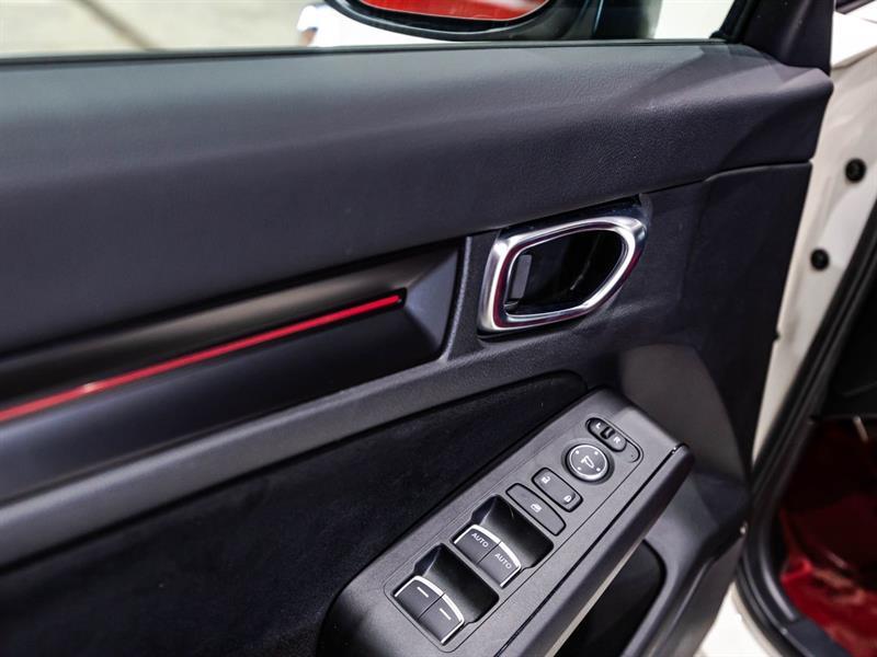 2025 Honda Civic - Image 11