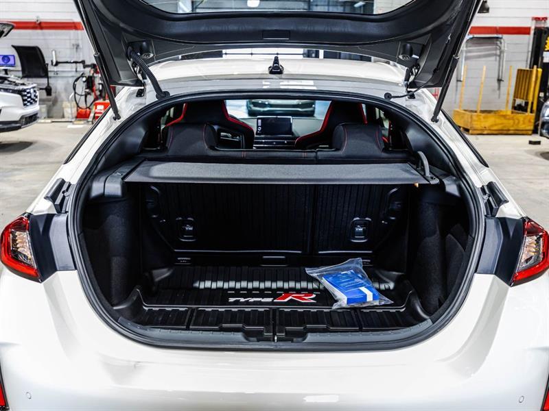 2025 Honda Civic - Image 15