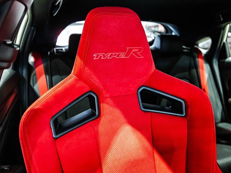 2025 Honda Civic - Image 18