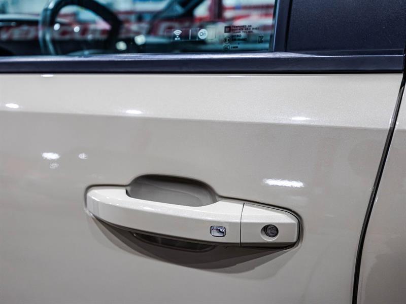 2023 Gmc Canyon - Image 11