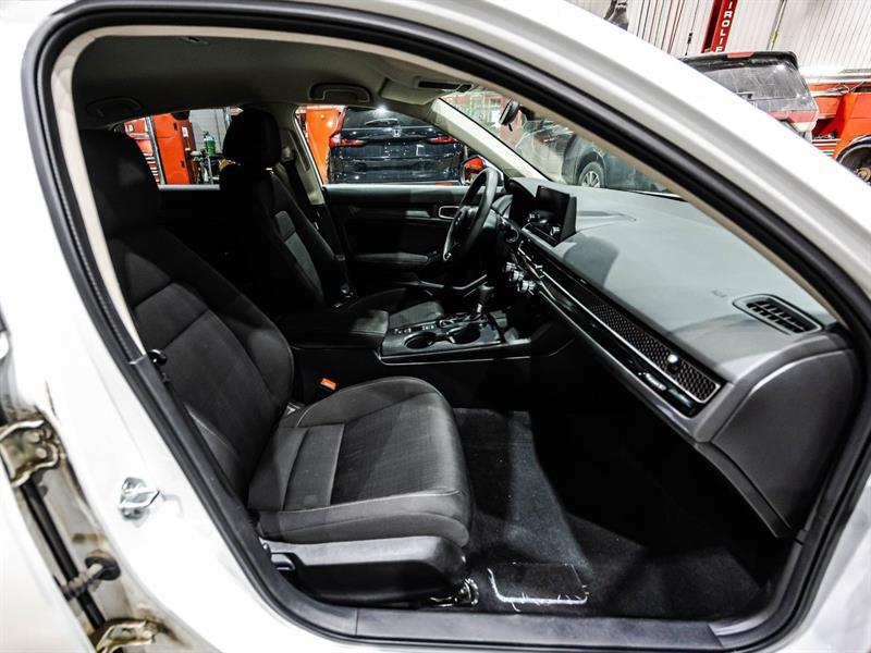 2022 Honda Civic - Image 17