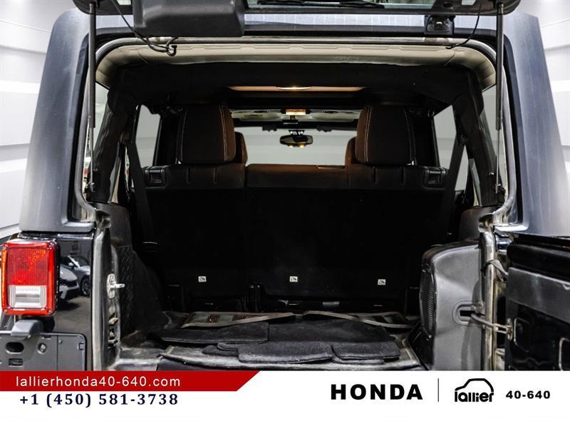 2013 Jeep Wrangler - Image 15