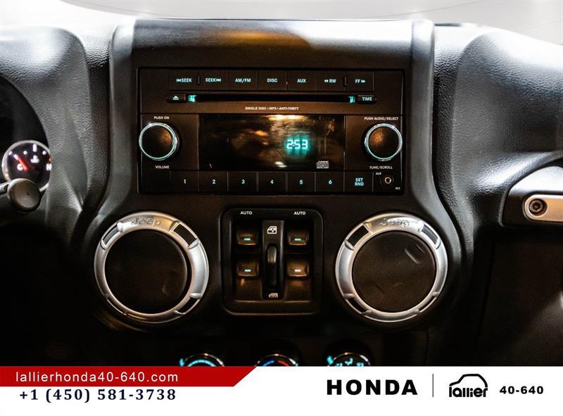 2013 Jeep Wrangler - Image 23