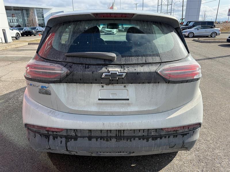2023 Chevrolet Bolt - Image 3
