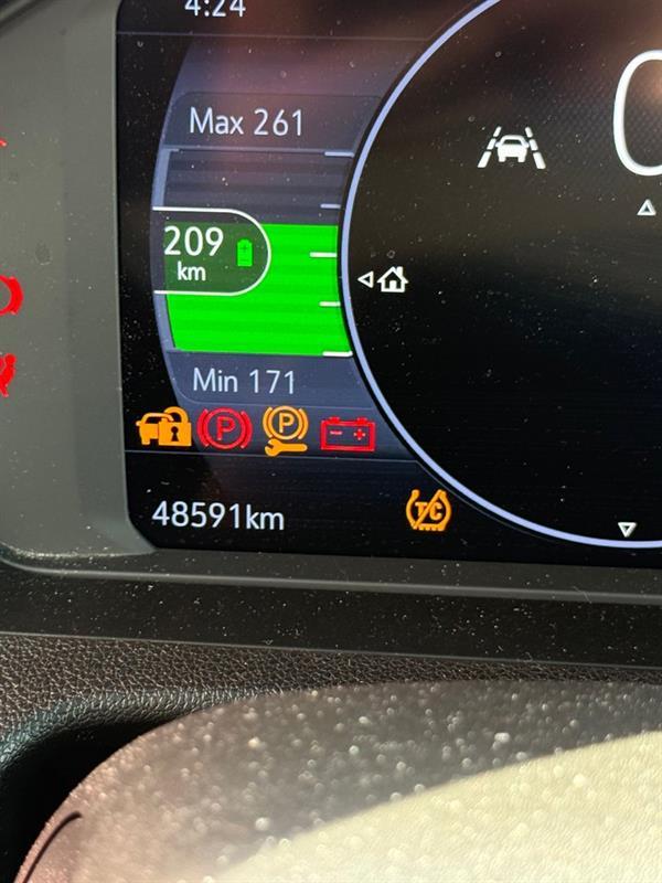 2023 Chevrolet Bolt - Image 7