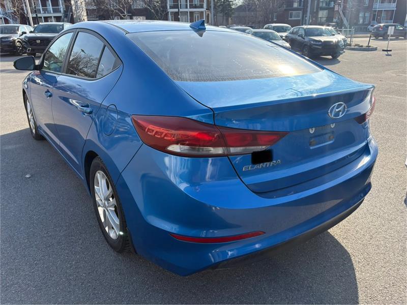 2017 Hyundai Elantra - Image 4