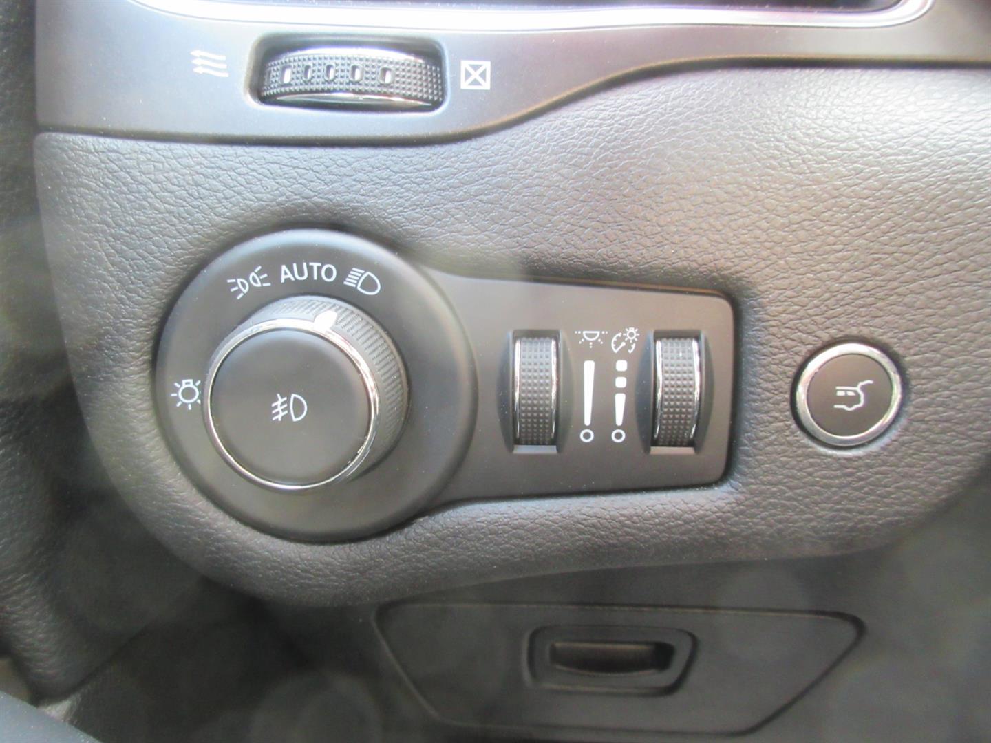 jeep Cherokee 2021 - 27