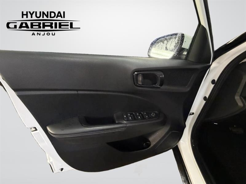 hyundai Venue 2023 - 17