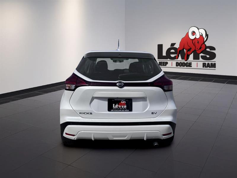 nissan Kicks 2023 - 10
