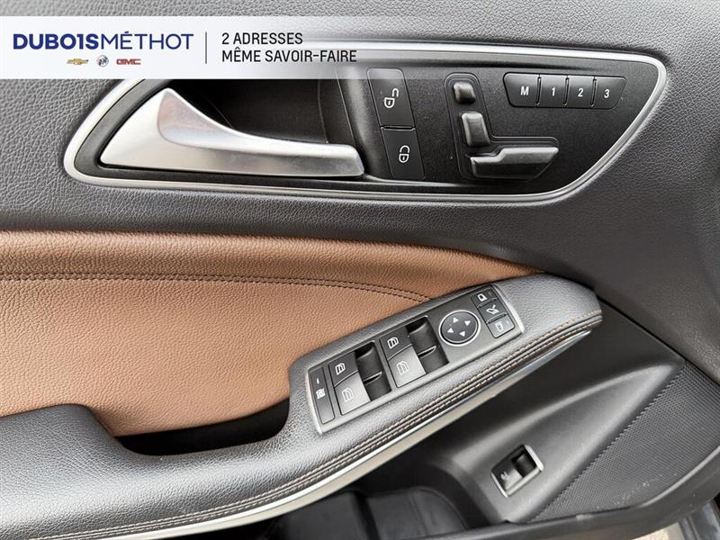 mercedes-benz GLA-Class 2015 - 21