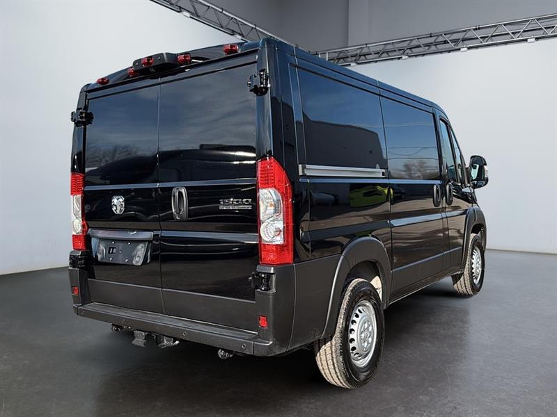 ram ProMaster fourgonnette utilitaire 2025 - 10