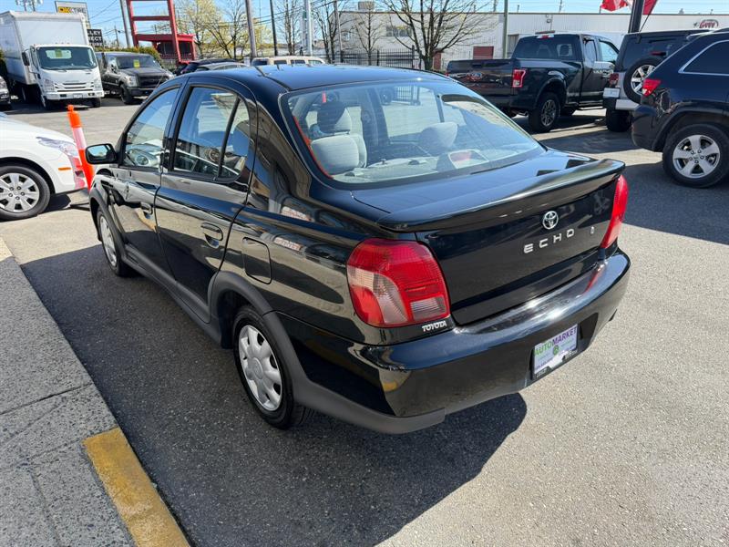 toyota Echo 2000 - 7