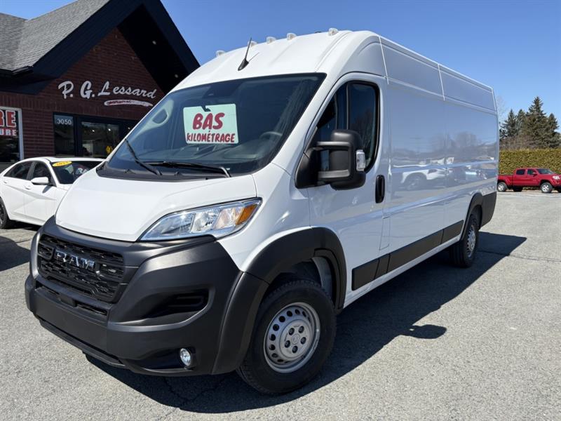 ram ProMaster fourgonnette utilitaire 2025